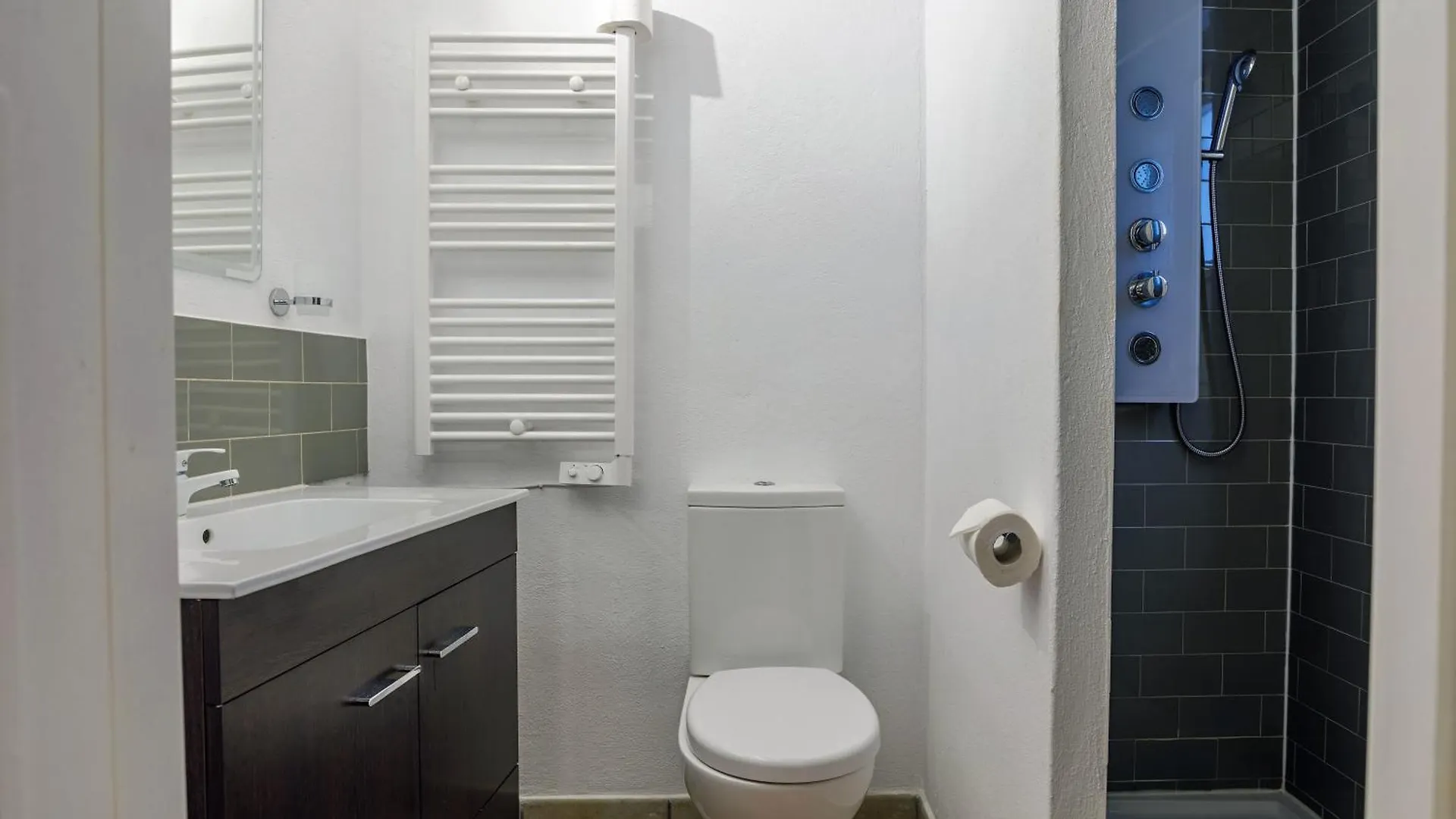Casa Verde, Charming Village House, 4 Bedrooms Sanlucar De Guadiana Holiday home